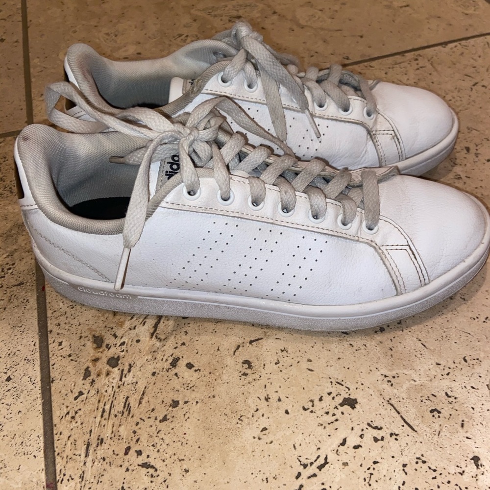 Adidas all white tennis shoe